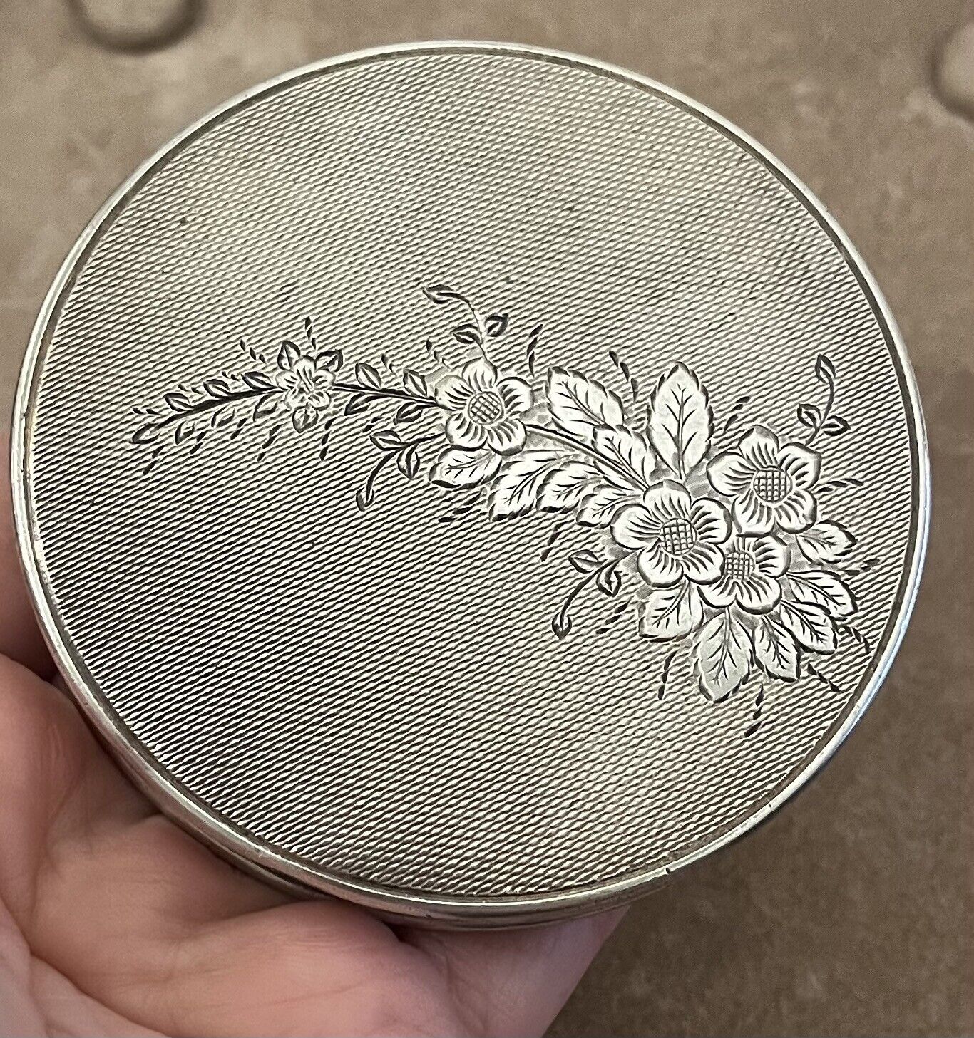 Solid Silver Makeup Compact 1955, English Hallmarks