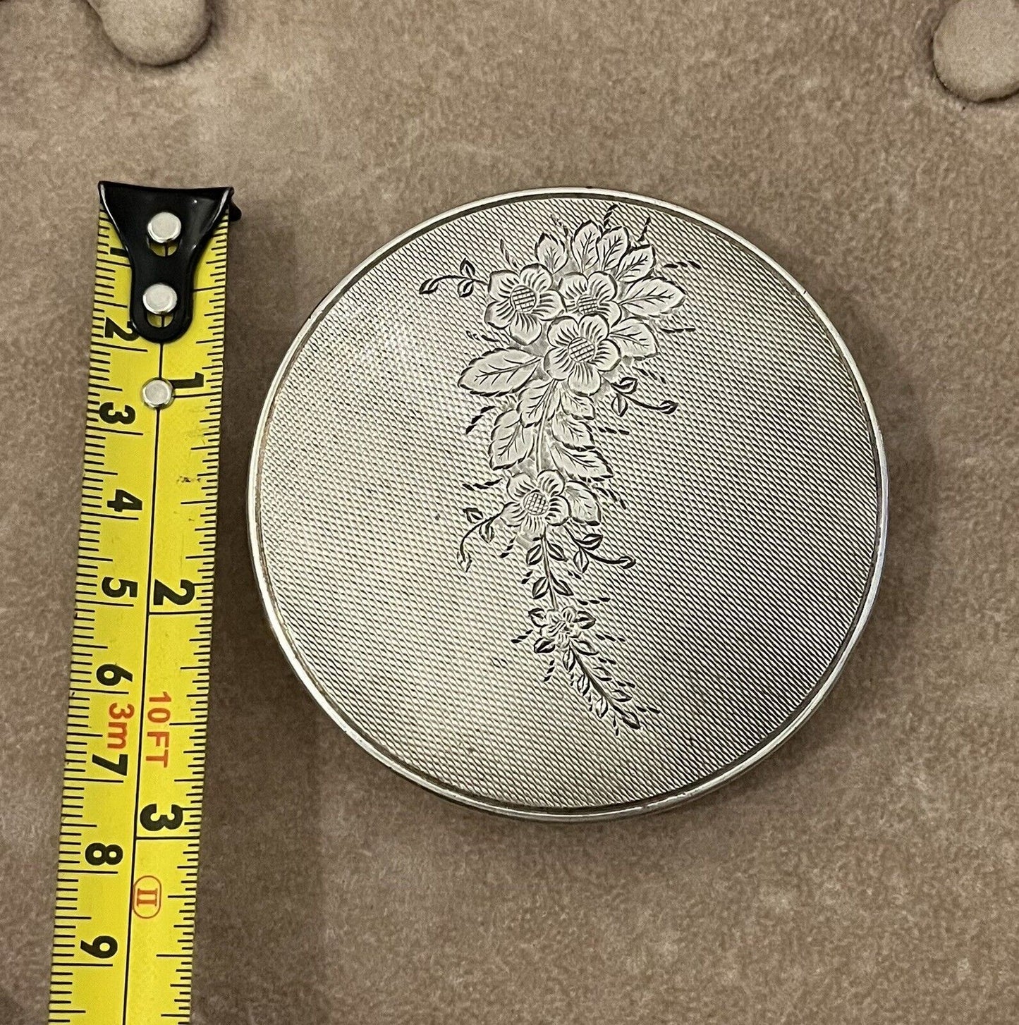 Solid Silver Makeup Compact 1955, English Hallmarks